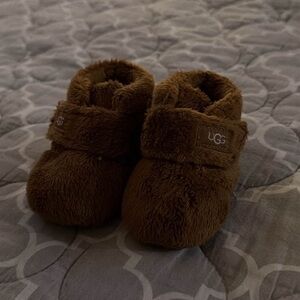 UGG Tan Kids Slippers